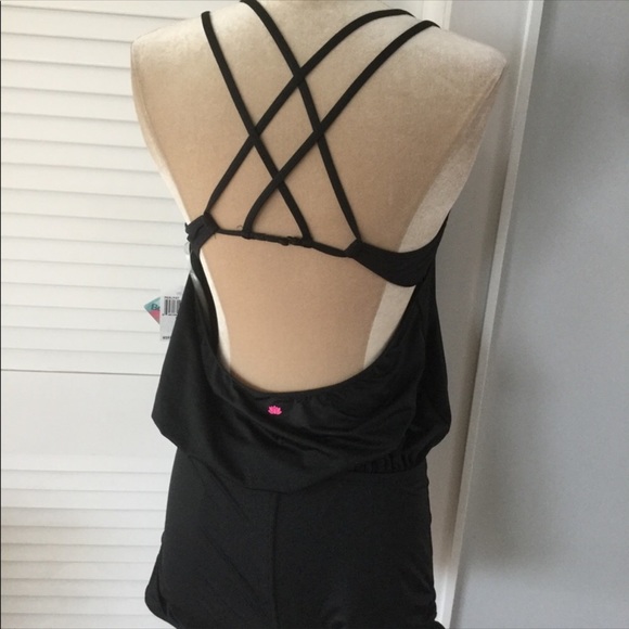 Pink Lotus One piece - Picture 3 of 6